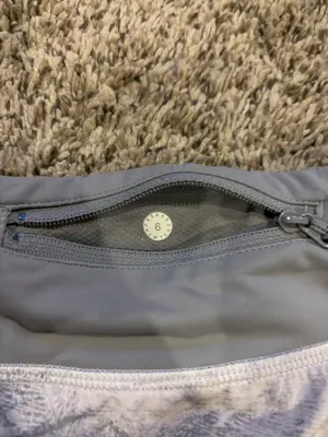 Lululemon speed ups size 6 thumbnail 4