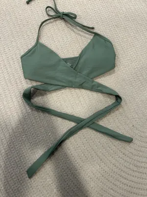 Aerie swim top (S)  thumbnail 1