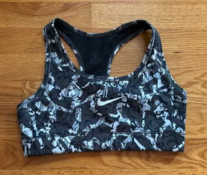 Nike Sports Bra thumbnail 1
