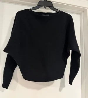 Black Ribbed Boatneck Sweater Size M thumbnail 1