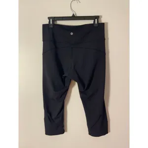 Lululemon In‎ Movement Crop *Everlux 19" thumbnail 5