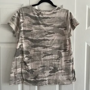 Dylan Camo V-Neck T-Shirt Womens Size S Pink Grey Camouflage Slub Cotton Top thumbnail 5