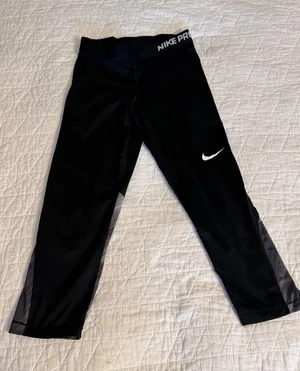 Nike Pro Leggings Womens size‎ medium thumbnail 1