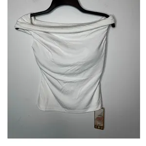 OGL White Off Shoulder Top Size S New Seamless Bra Top Ribbed Activewear Shirt thumbnail 2