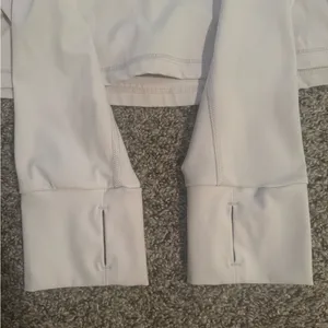 Women's White Long Sleeve Top Size XL thumbnail 4