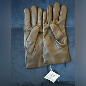NEW Coach Chocolate Brown Real Leather Gloves Size 6.5 Mahogany thumbnail 3