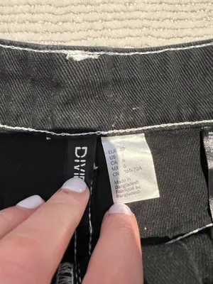 H&M Black Canvas Cargo Pants thumbnail 3