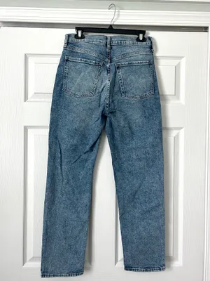 Old Navy Sky High Straight Jeans thumbnail 2