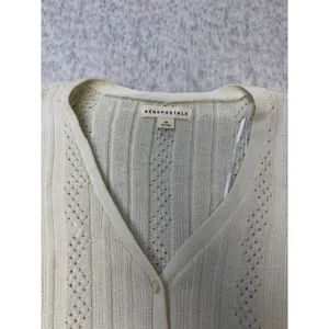 Aeropostale Womens Cropped Cardigan Pointelle. Rib Knit V-Neck Tofu White XS NEW thumbnail 3