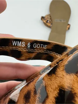 DV by Dolce Vita Gotie Flat Sandals Women Size 6 Brown Leopard Print NWOB Patent thumbnail 2