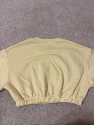 Alo Yoga Cropped Crewneck thumbnail 5