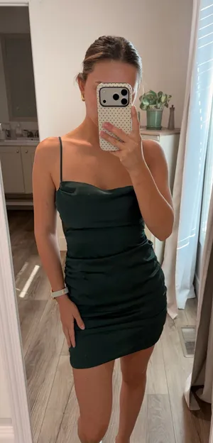 Green mini dress Size XS thumbnail 1