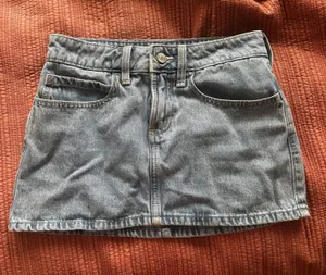 Hollister Mini Skirt thumbnail 1