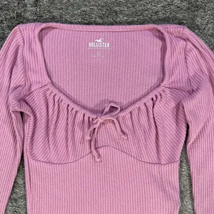Hollister Must Have Collection Cropped Ribbed Long Sleeve Sz S thumbnail 4