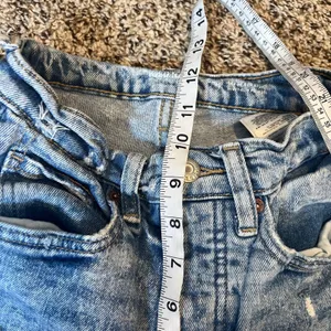 Old Navy Womens Jeans Acid‎ Wash Distressed Extra High Rise Straight Leg Size 00 thumbnail 7