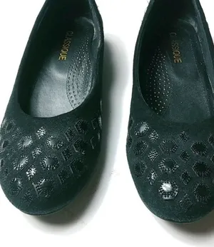 Classique 8.5 Black Suede Low Kitten Heels Slip On Shoes thumbnail 1
