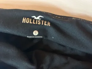 Off-The-Shoulder Hollister Top Crop Black thumbnail 2