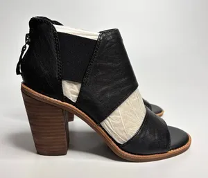 Söfft Pemota Leather Block Heel Sandals in Black thumbnail 1
