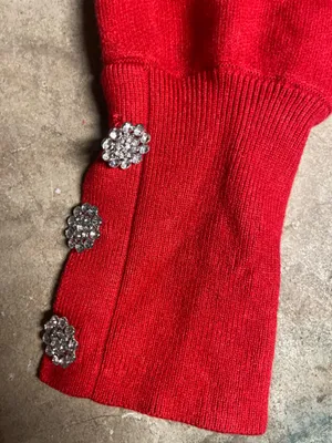 Tahari sweater thumbnail 3