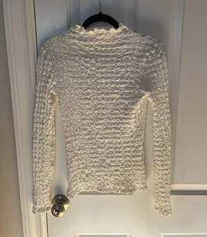 ZARA Bubble Top thumbnail 1