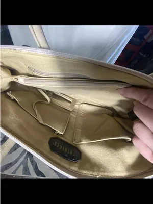 Liz Claiborne Classic Cream Leather Satchel Handbag thumbnail 10