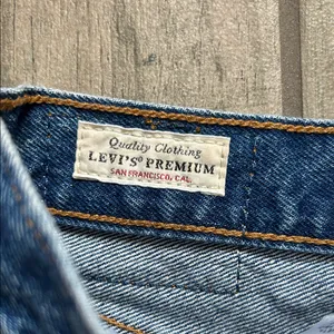 Levi's Relaxed Ripped Blue Denim Jeans thumbnail 2