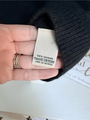 L.L. Bean Black Cashmere Crewneck Sweater thumbnail 4