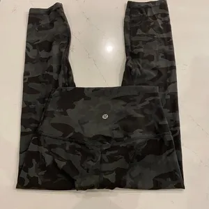 Lululemon Align Crop Leggings Camo‎ size 4 thumbnail 6