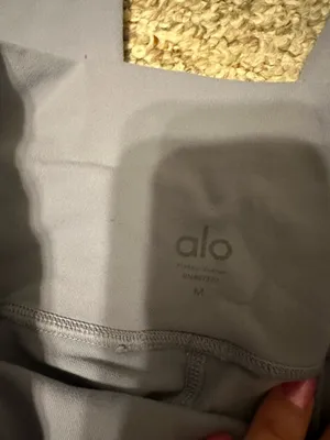 Alo Yoga Light Blue Leggings thumbnail 3