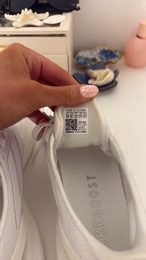Adidas Pure Boost Shoes thumbnail 2