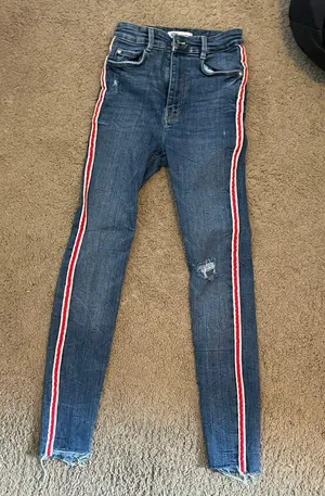 ZARA Jeans thumbnail 1