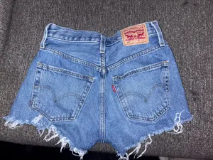 Levi’s 501 Shorts thumbnail 2