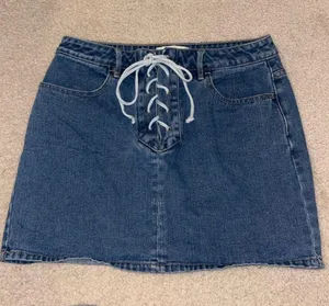 PacSun tie front mini skirt thumbnail 3