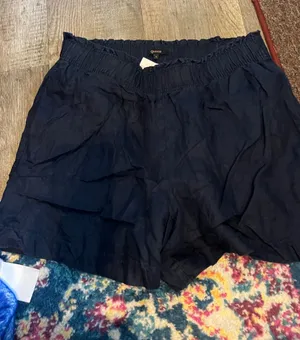Quince Navy Women's Elastic Waist Shorts thumbnail 1