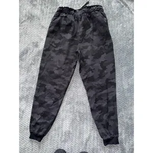 Lululemon‎ Women's Stretch HR Jogger Color Black Camouflage Size 10 thumbnail 5