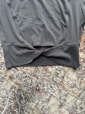 Lululemon Cropped Nulu Twist-Hem Short-Sleeve Shirt thumbnail 3