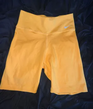 Nike biker shorts thumbnail 1