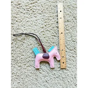 Mini Horse Bag Charm pony Faux Leather Pink with‎ Blue Mane - New thumbnail 5