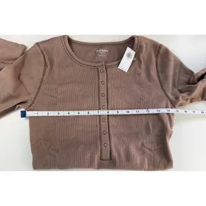 Old‎ Navy Cozy Snug Ribbed Henley Top Driftwood Brown Neutral Basics M NWT thumbnail 7