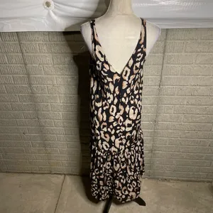 H&M Womens Animal Print V Neck Tiered‎ Flounce Dress Size Small thumbnail 4