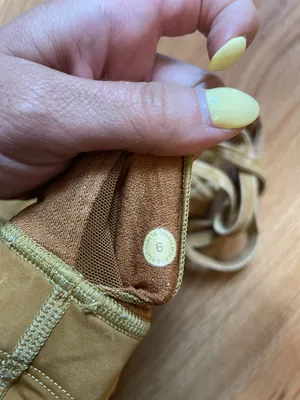 Lululemon Sports Bra thumbnail 3