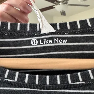 🛎️ Clearance Lululemon To The Point Long Sleeve Heathered Black & White Stripe thumbnail 5