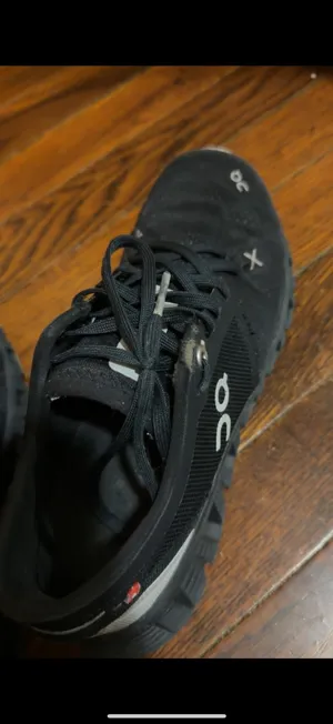 On Cloud Running Shoes thumbnail 3