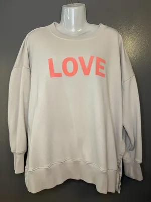Aerie Sweatshirt Womens Medium Cream LOVE Graphic Fleece Pullover Relaxed Fit thumbnail 2