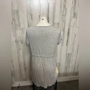 H&M Gray dress with pulling string thumbnail 5