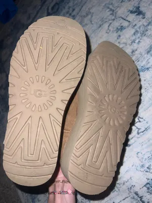 UGG Classic Ultra Mini Boots thumbnail 5