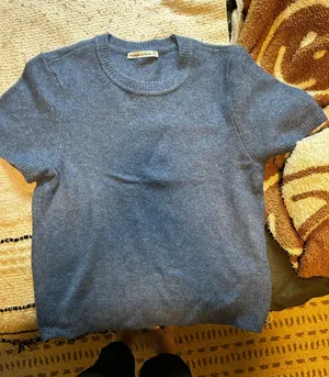 Abercrombie Sweater thumbnail 1