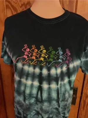 Grateful Dead Dancing Skeletons Tie Dye Tee Rainbow Skeleton Graphic Shirt thumbnail 2