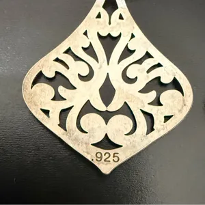 925 Sterling Silver Cut-out Filigree Arabesque Design Dangle Earrings thumbnail 9