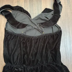 Victoria's Secret Velvet Ruffle Romper Black Strappy Cross Back Medium Chic Luxe thumbnail 5